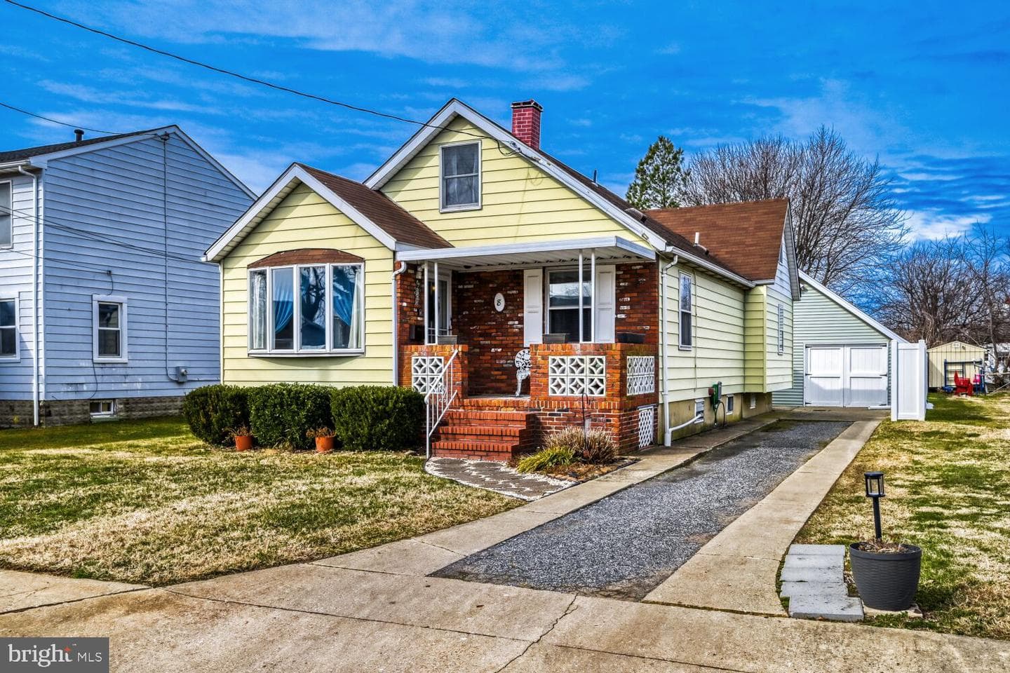 8 Seabright Avenue