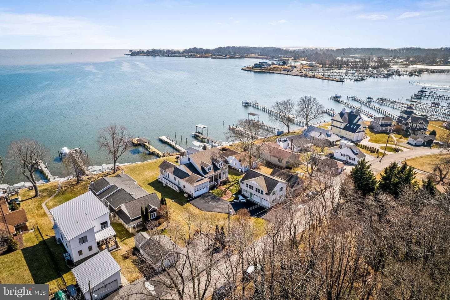 623 Rockaway Beach Avenue photo 23