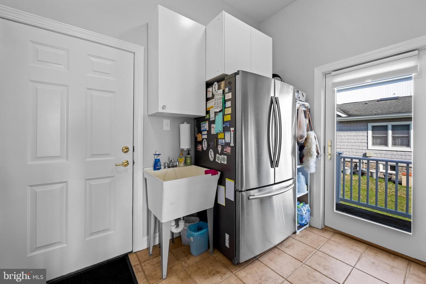 623 Rockaway Beach Avenue photo 41