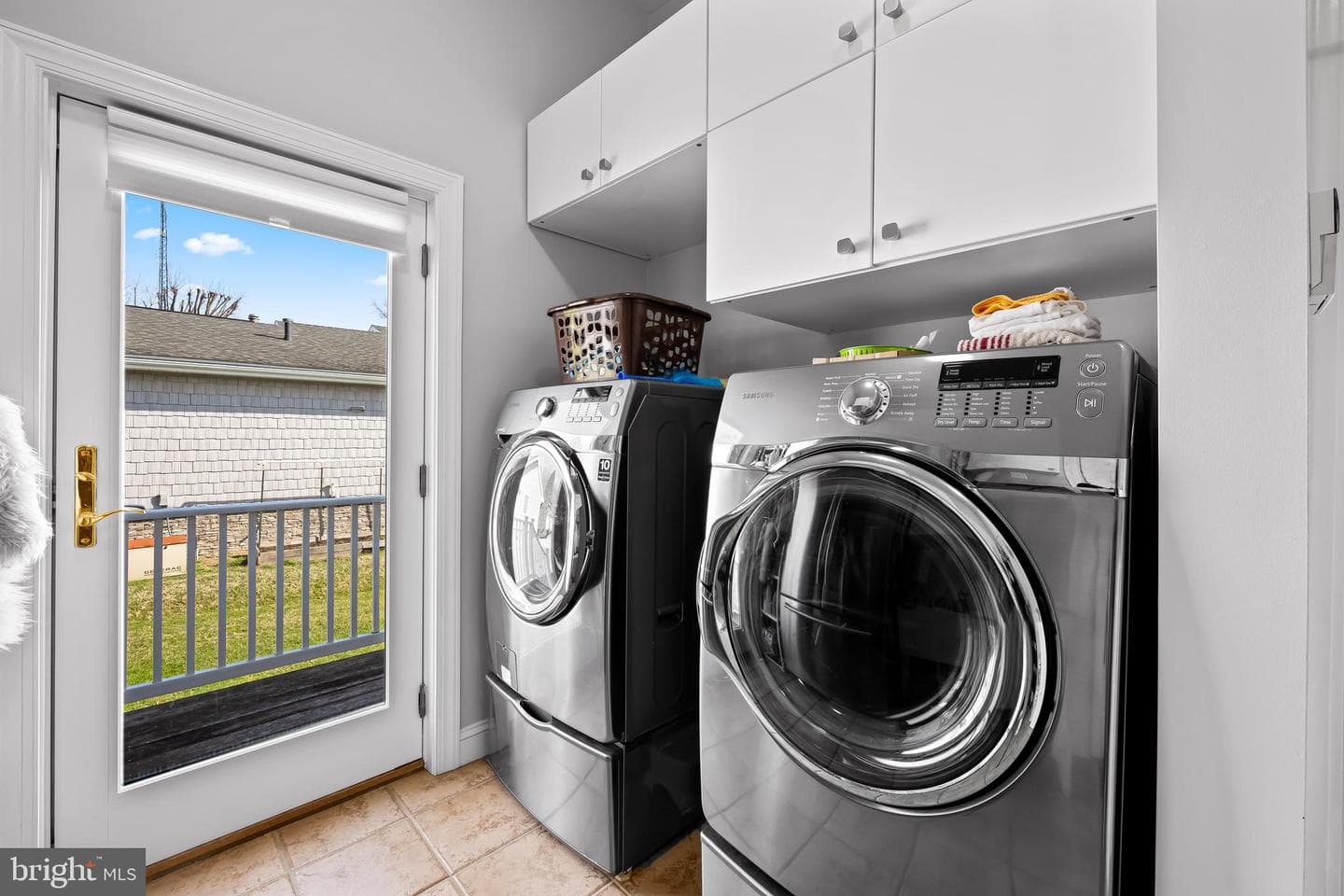 623 Rockaway Beach Avenue photo 42