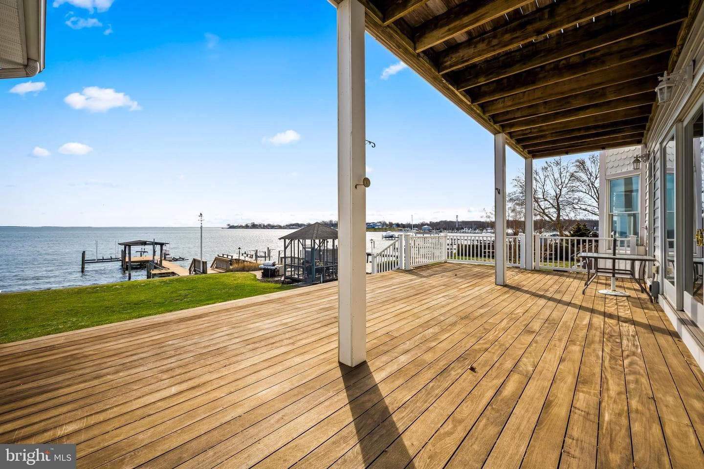 623 Rockaway Beach Avenue photo 45