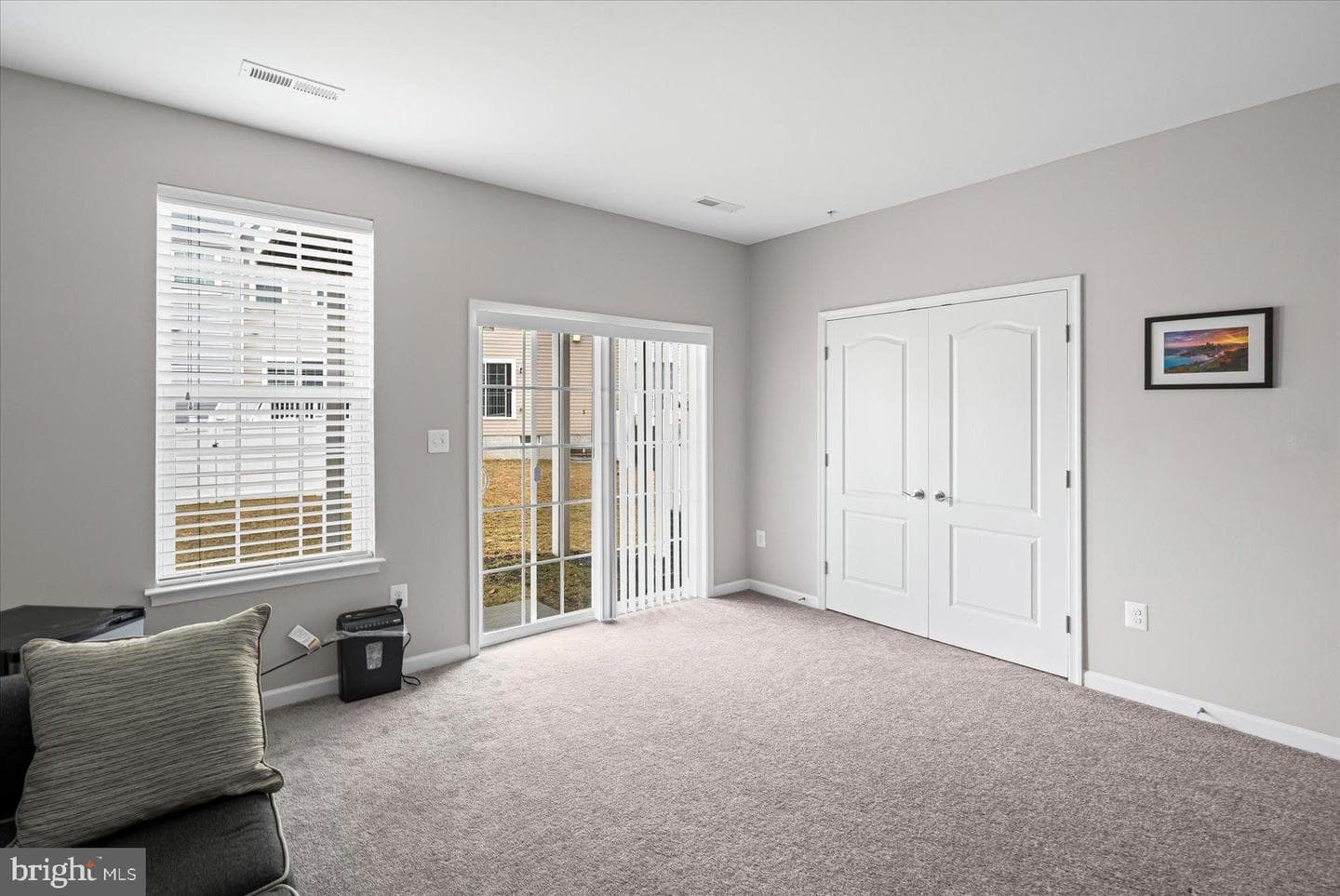 9442 Adelaide photo 7