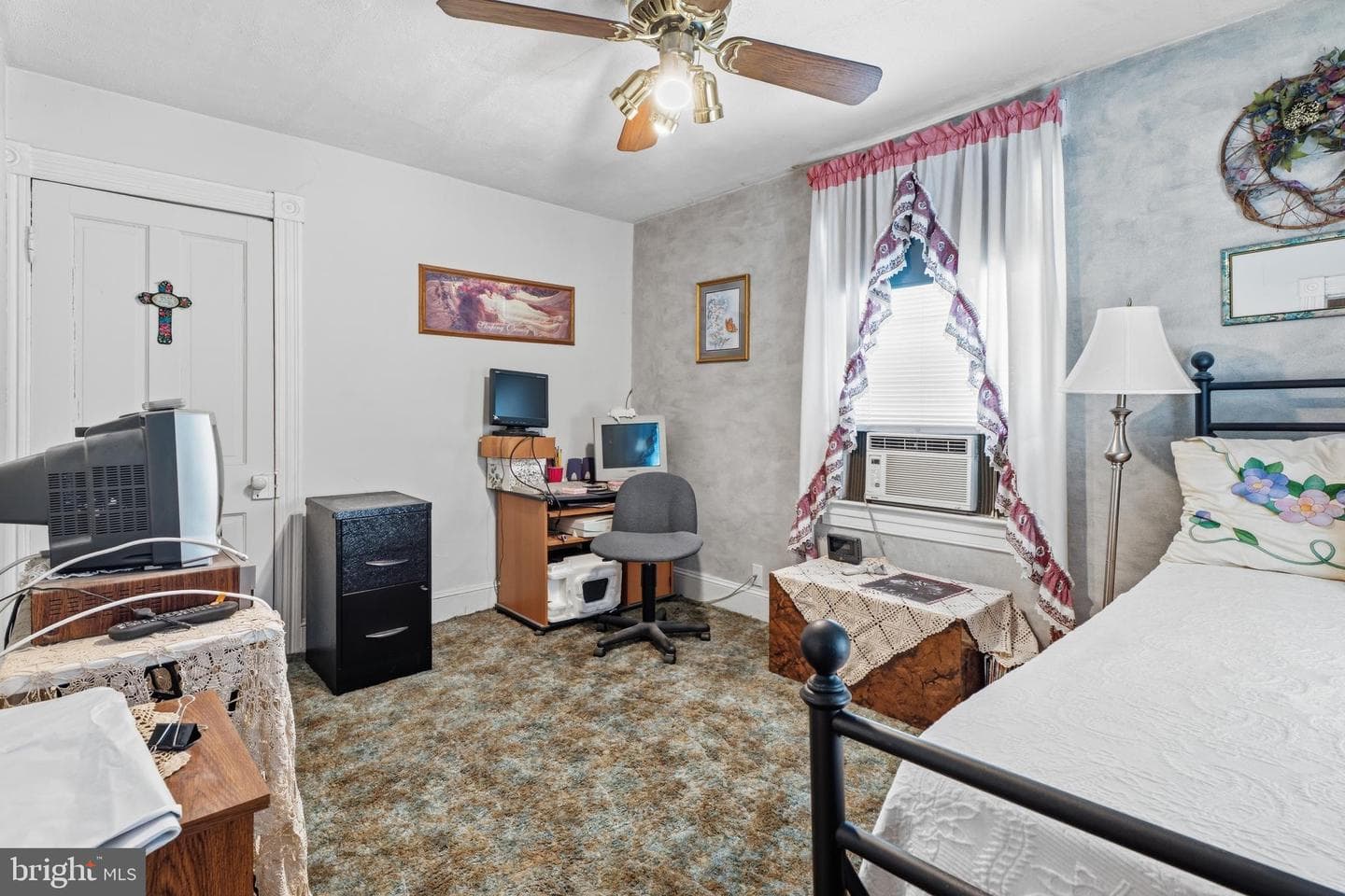 5 Wade Avenue photo 17