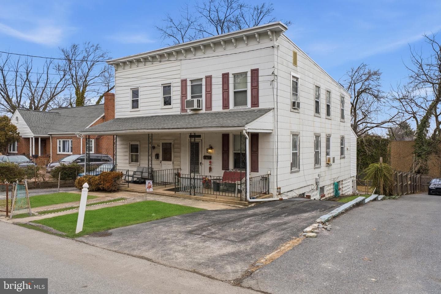 5 Wade Avenue photo 2