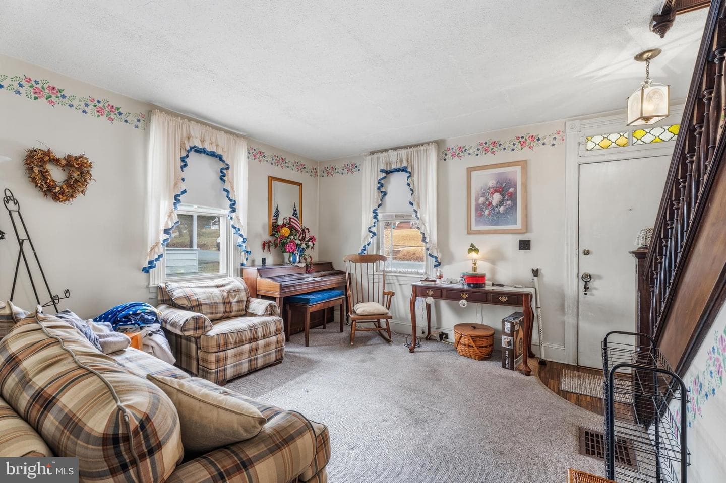 5 Wade Avenue photo 6