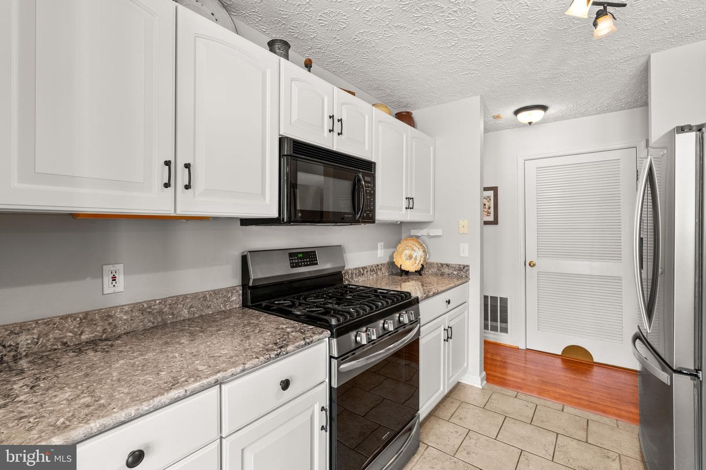 9575 Shirewood Court #9575 photo 14