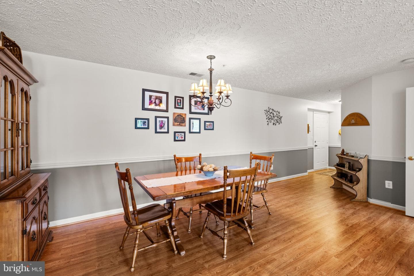 9575 Shirewood Court #9575 photo 6