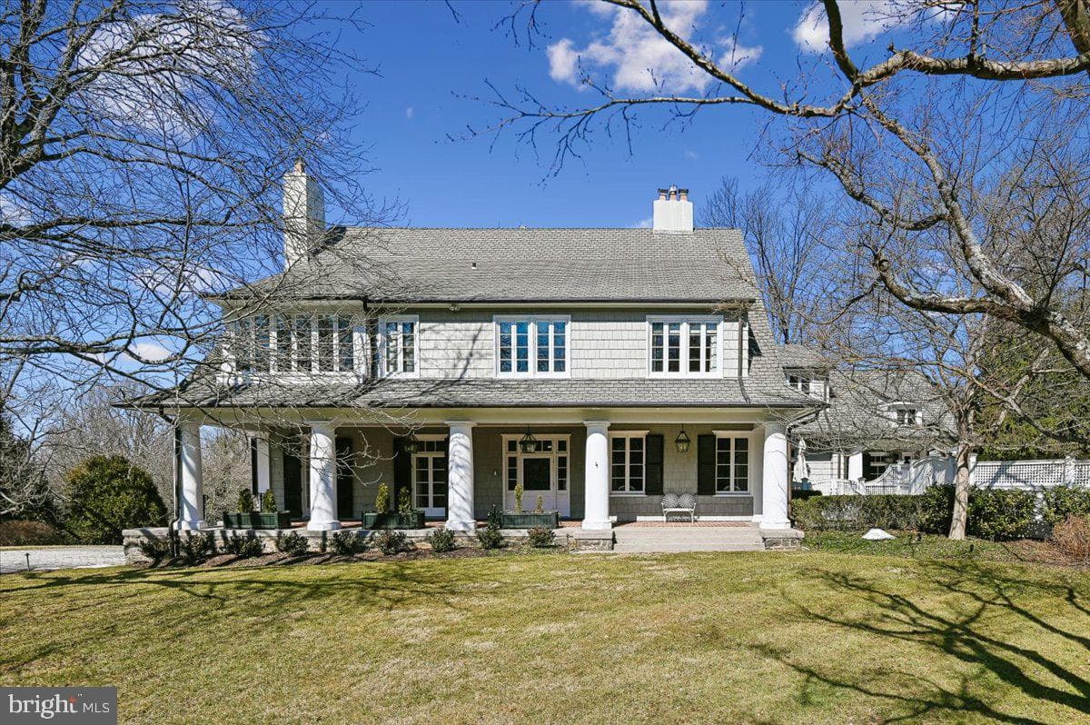 922 Rolandvue Road
