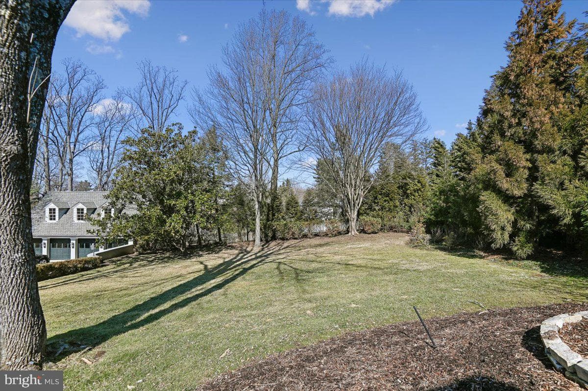 922 Rolandvue Road photo 86