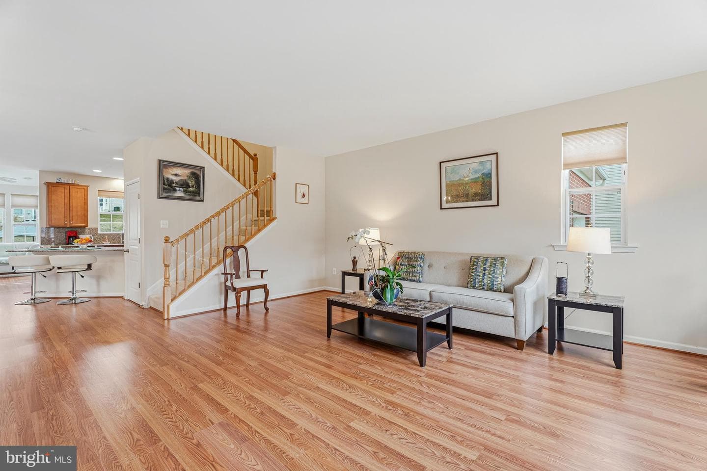 8876 Paddock Lane photo 4