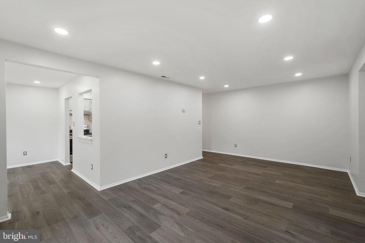 1104 Lisadale Circle #1d photo 12