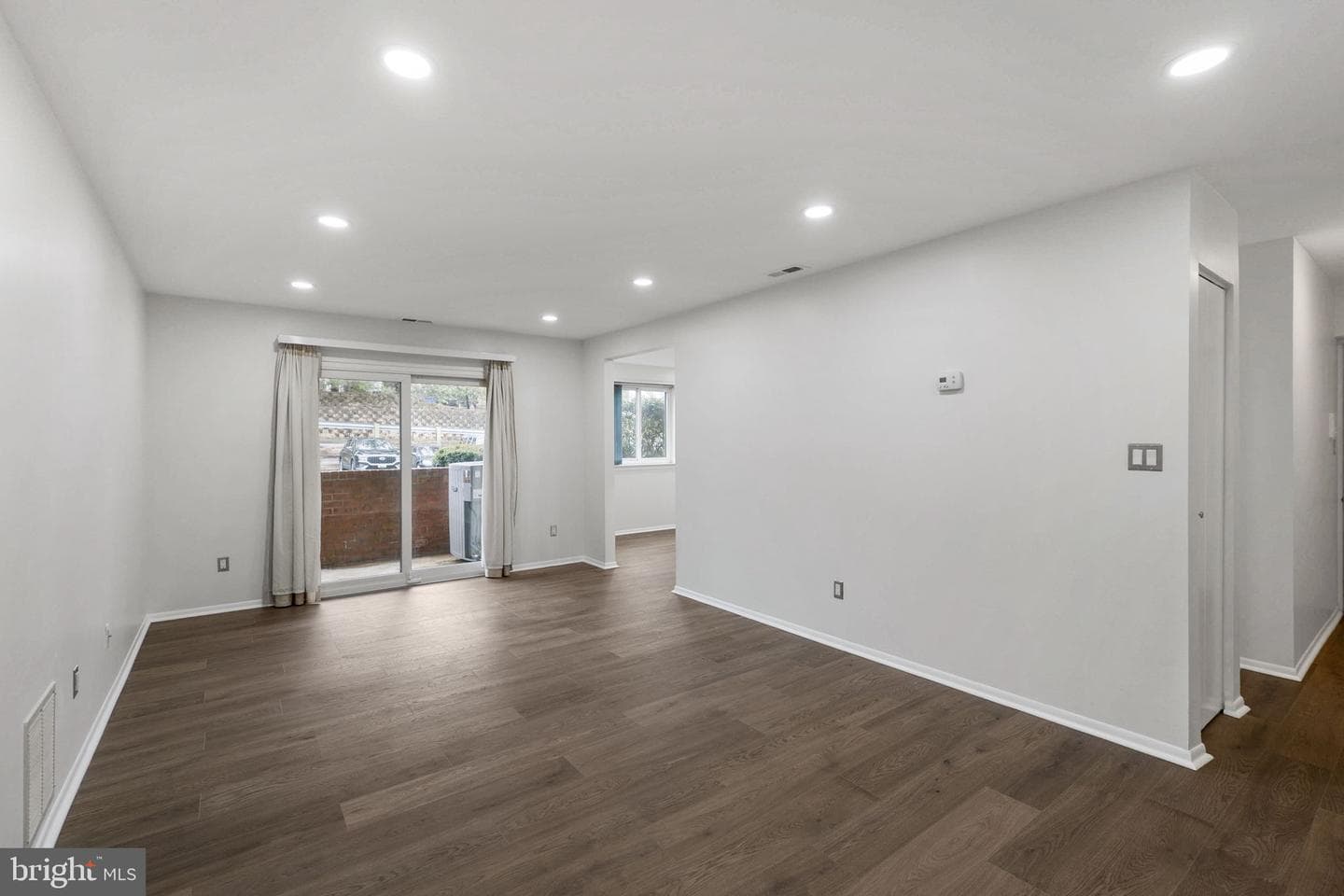 1104 Lisadale Circle #1d photo 15