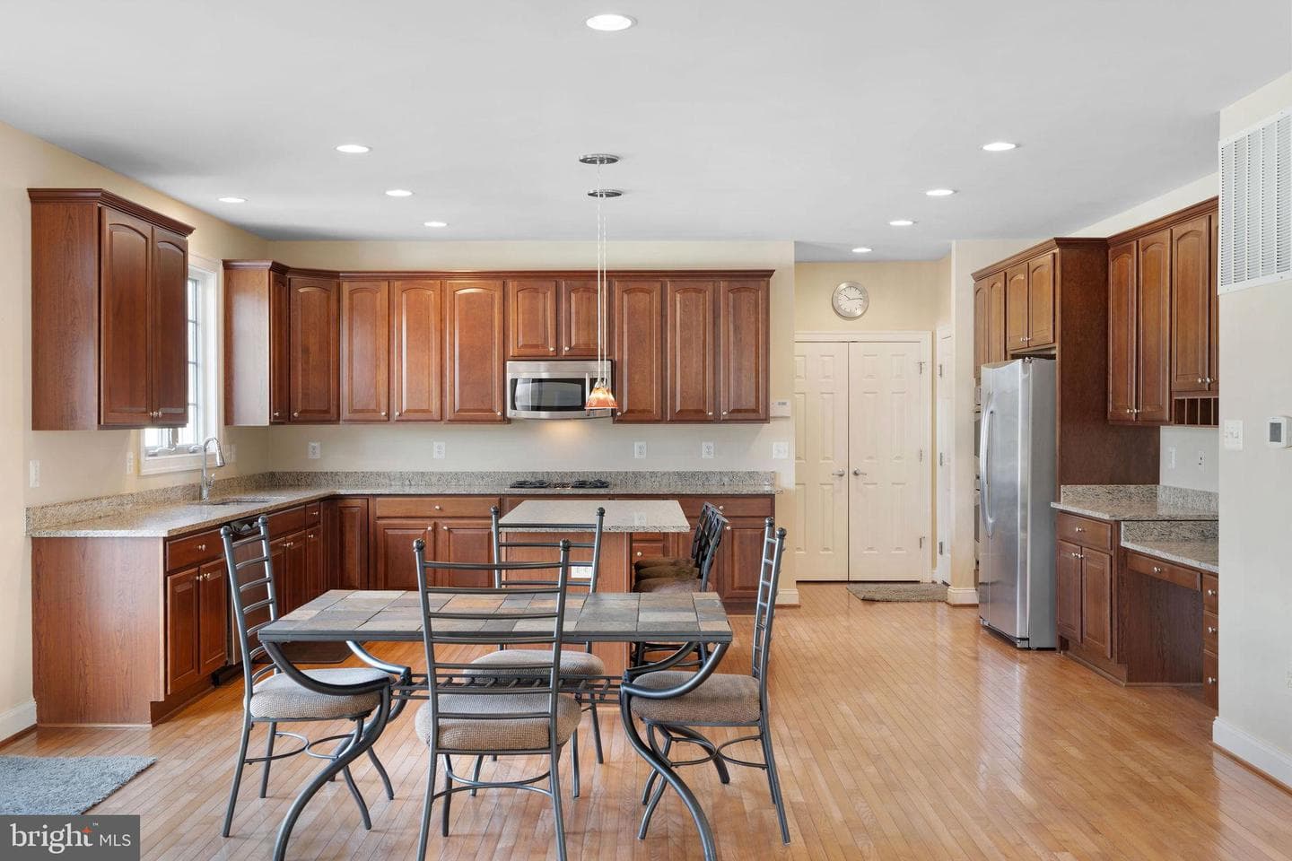 5102 Hugunin Way photo 14