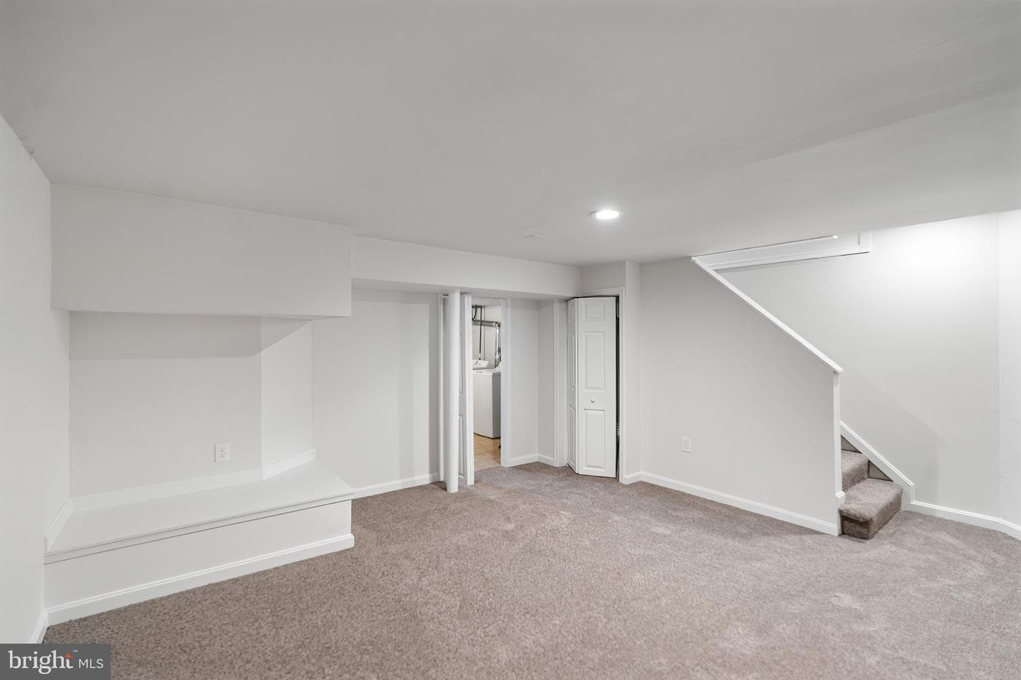 2782 Moorgate Road photo 23