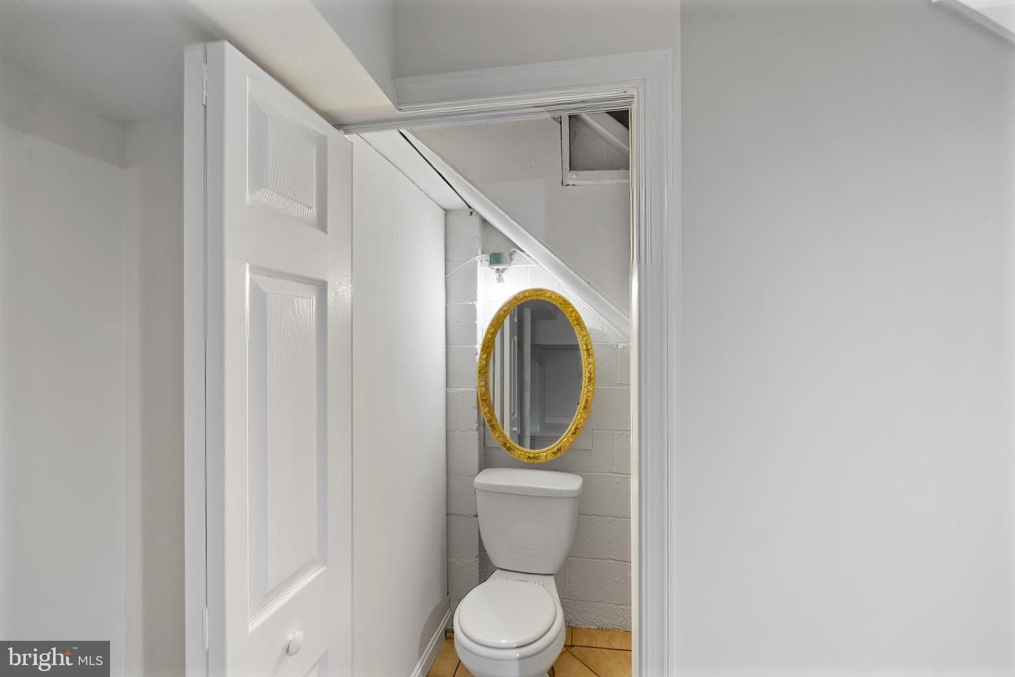 2782 Moorgate Road photo 24