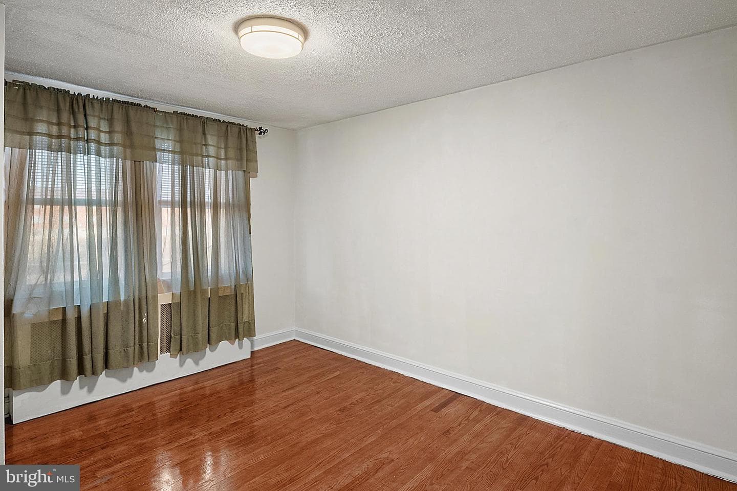 951 Elm Ridge Avenue photo 11