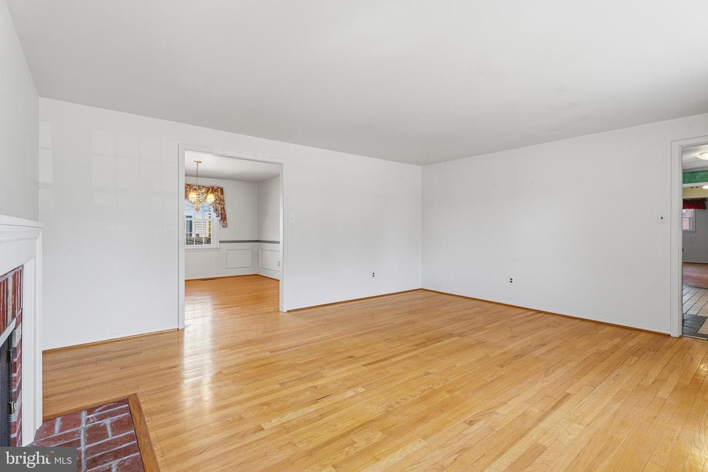 2407 Eastridge Road photo 5