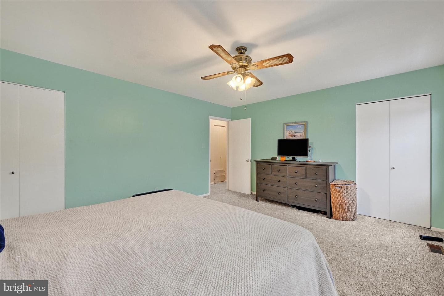 2642 Pearwood Road photo 12