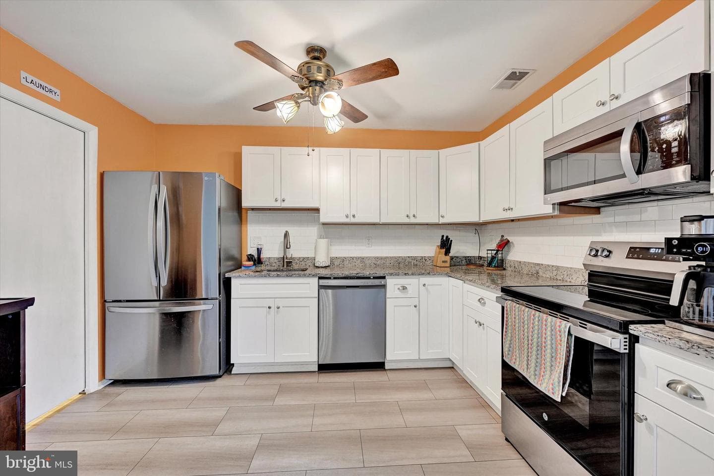 2642 Pearwood Road photo 6