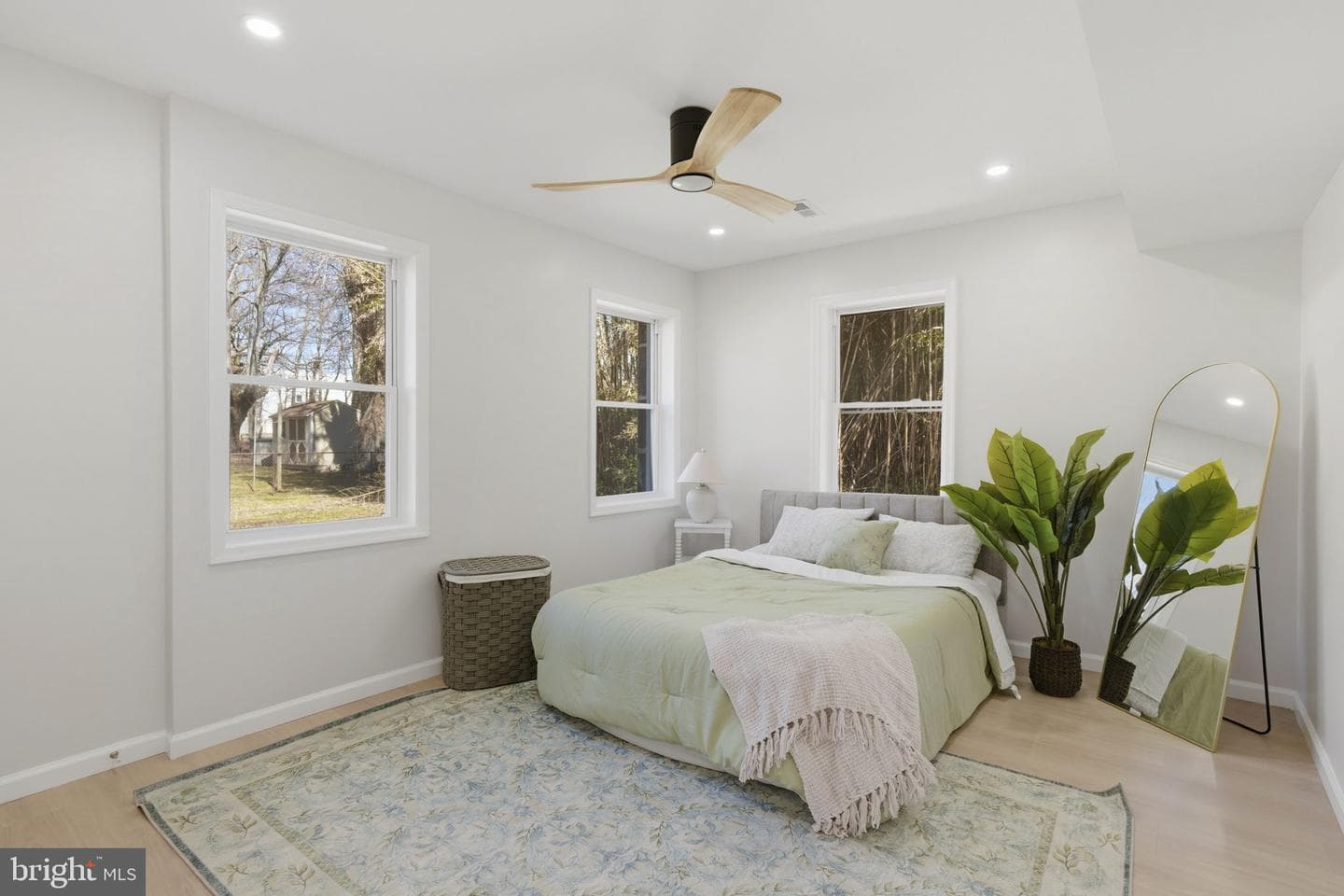 3236 George St photo 13
