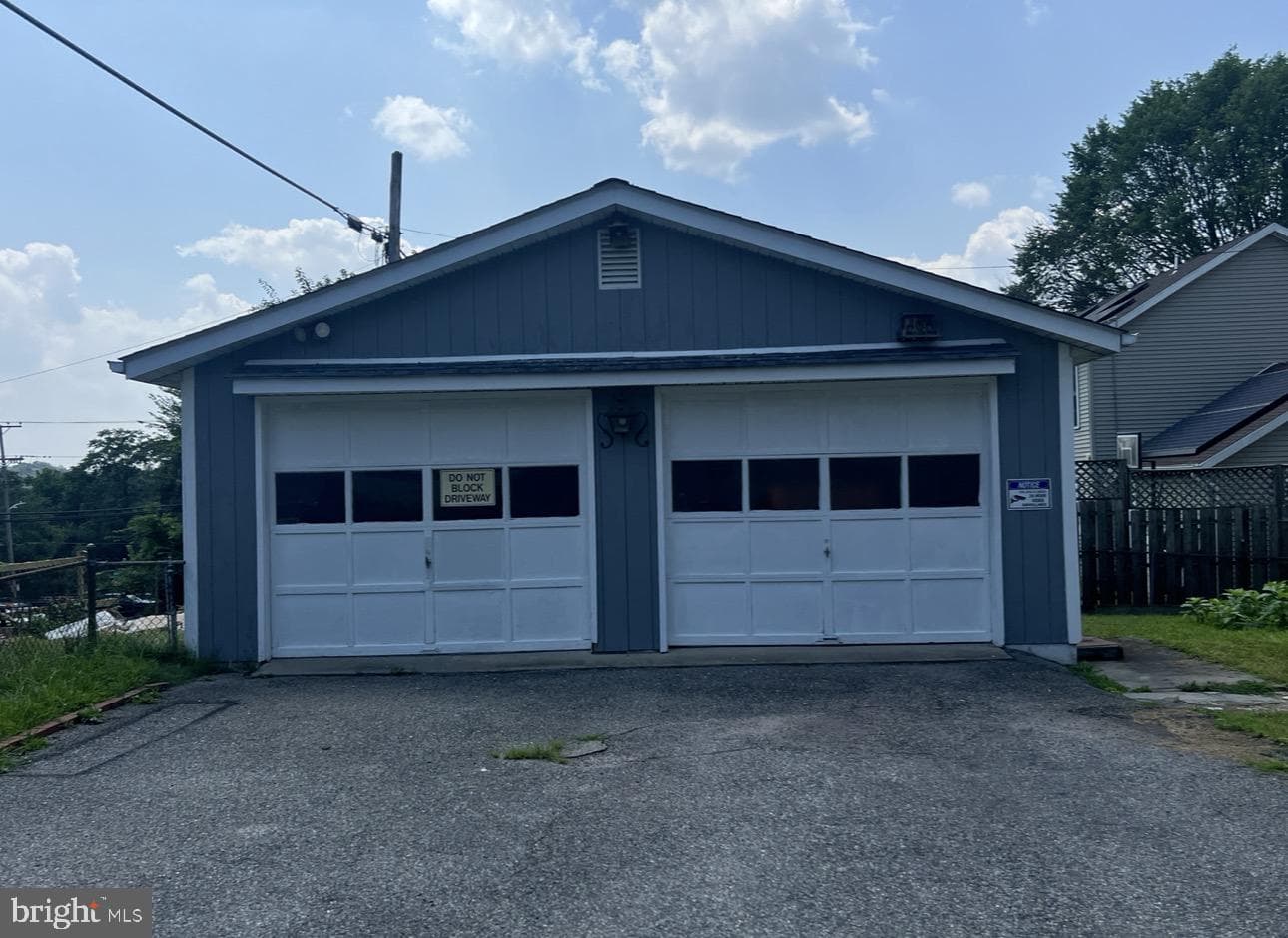 35 Elizabeth Avenue photo 20