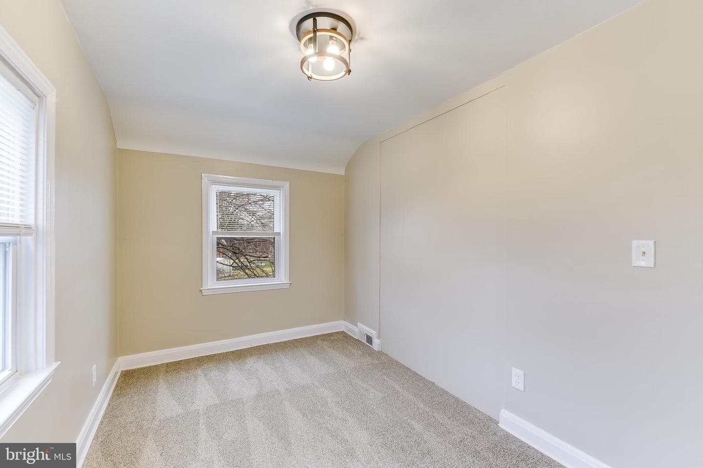 8423 Water Oak photo 17
