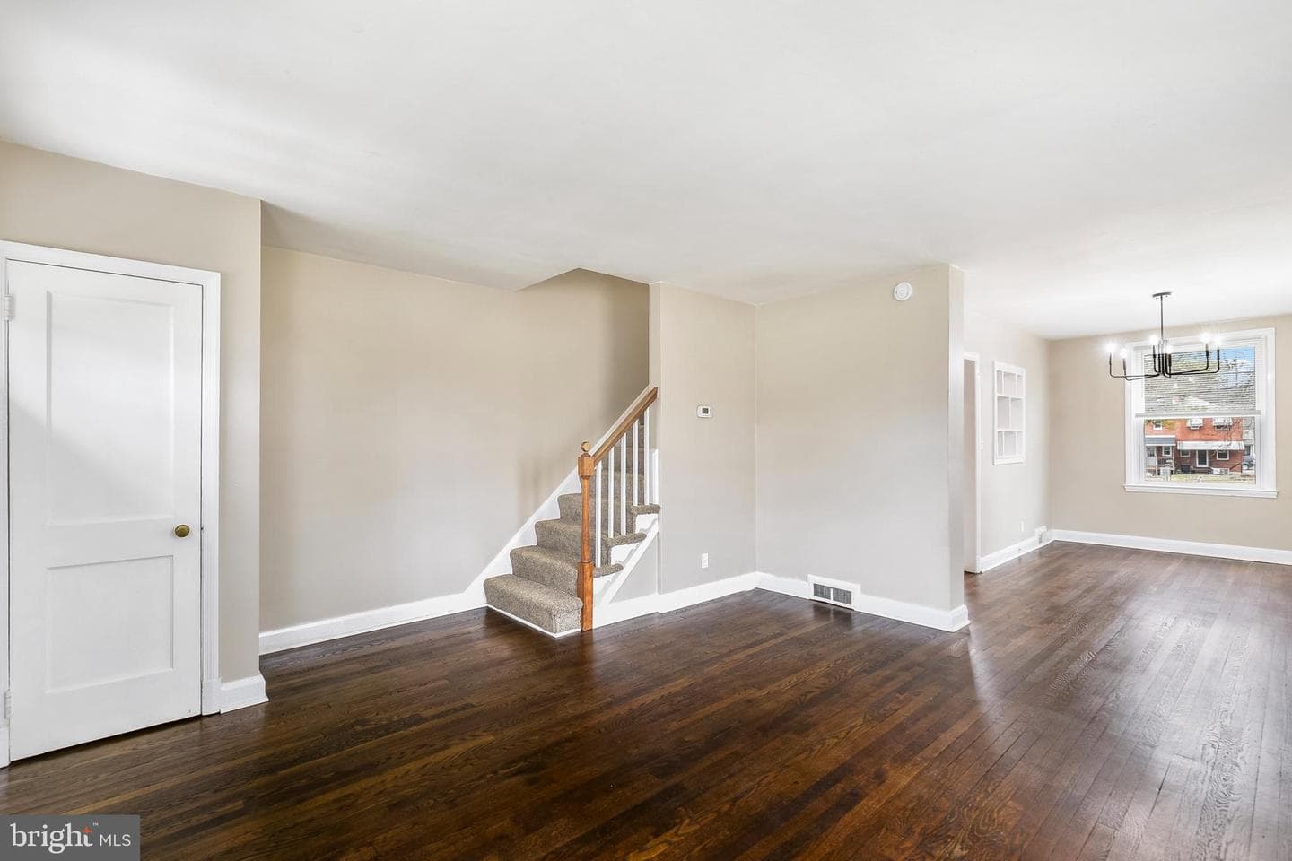 8423 Water Oak photo 4