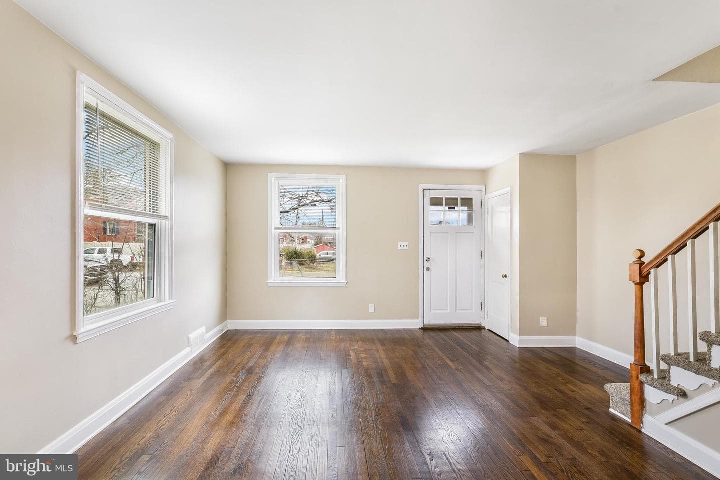 8423 Water Oak photo 5
