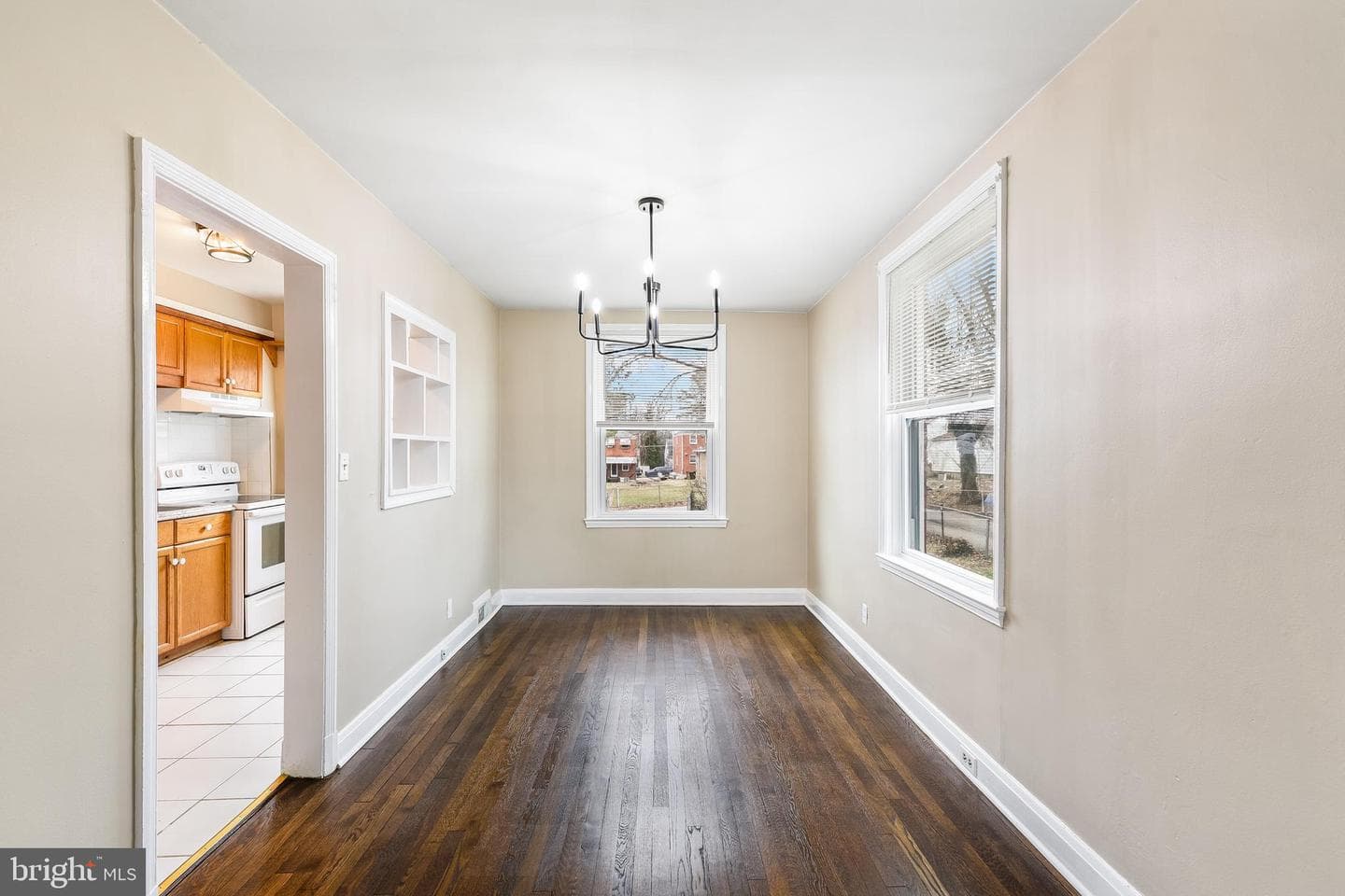 8423 Water Oak photo 6