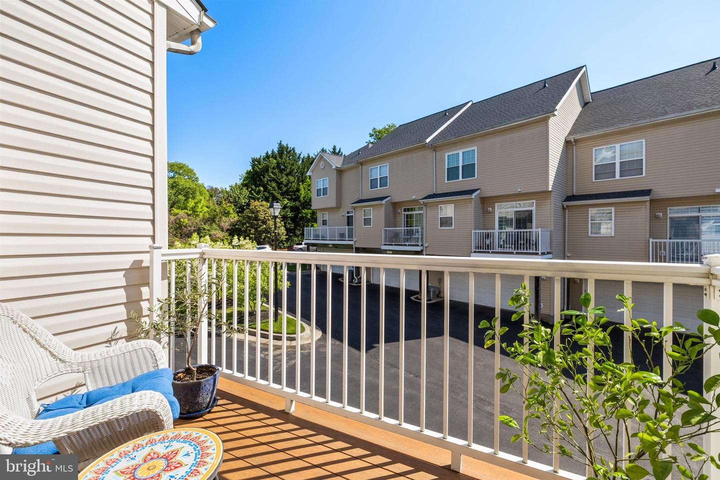 543 Ensemble Court photo 16