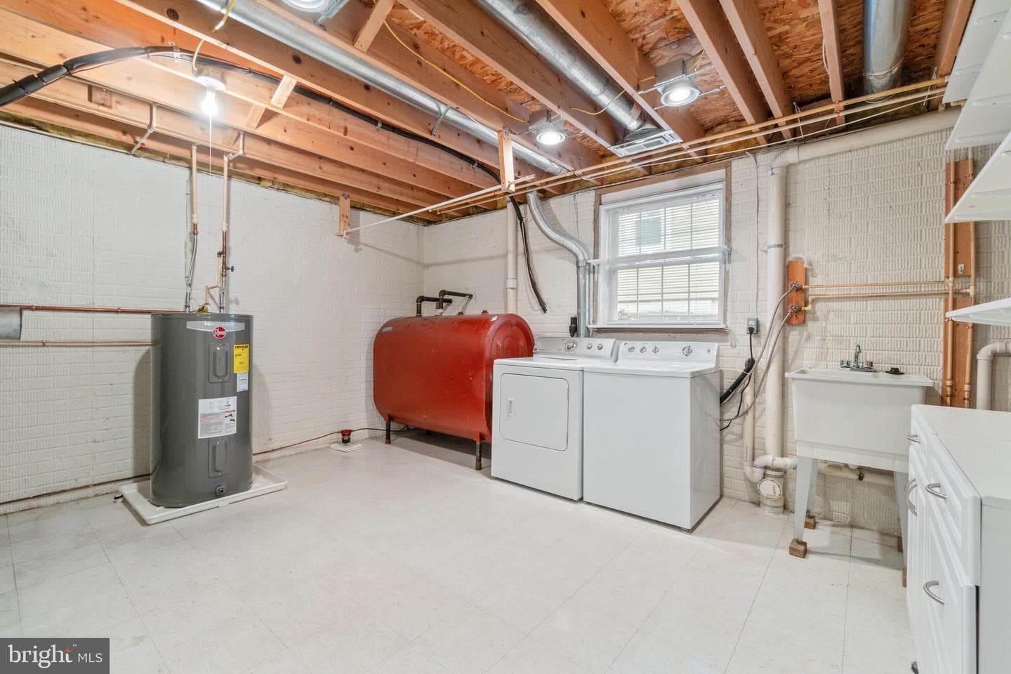 311 Greyhound Road photo 32