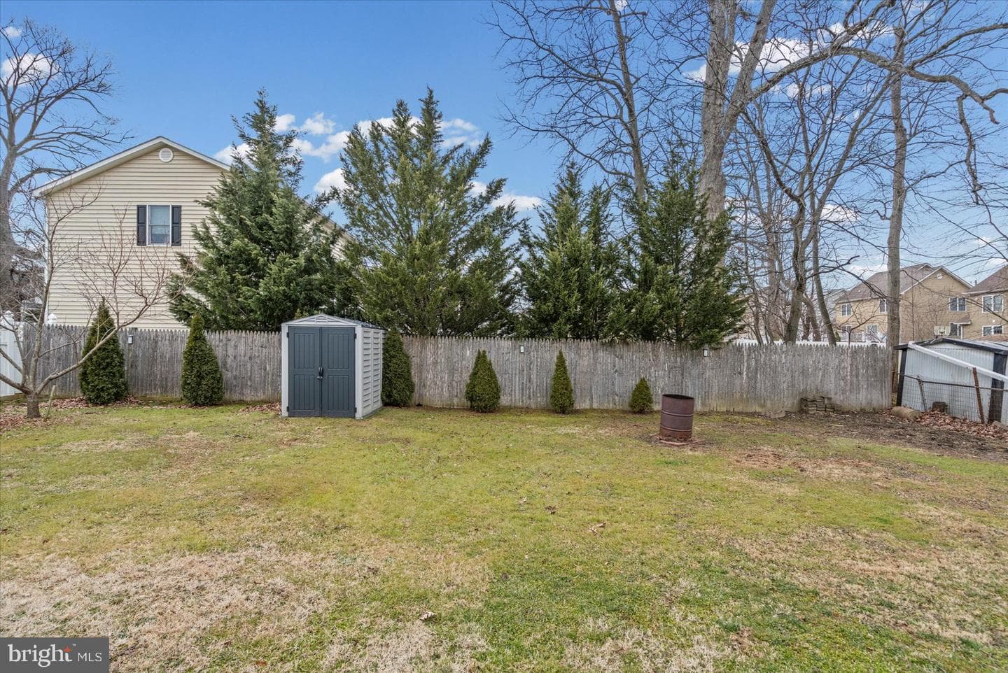 509 Essex Avenue photo 28