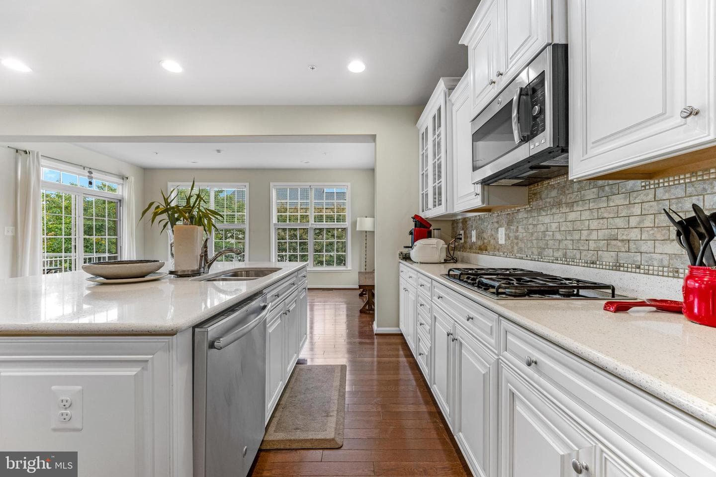 4413 Pensel Road photo 9