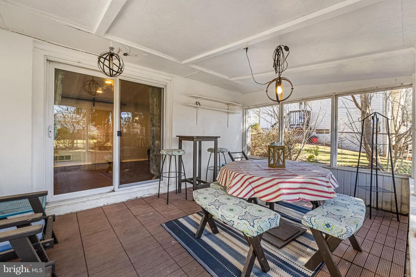 223 Bond Avenue photo 31