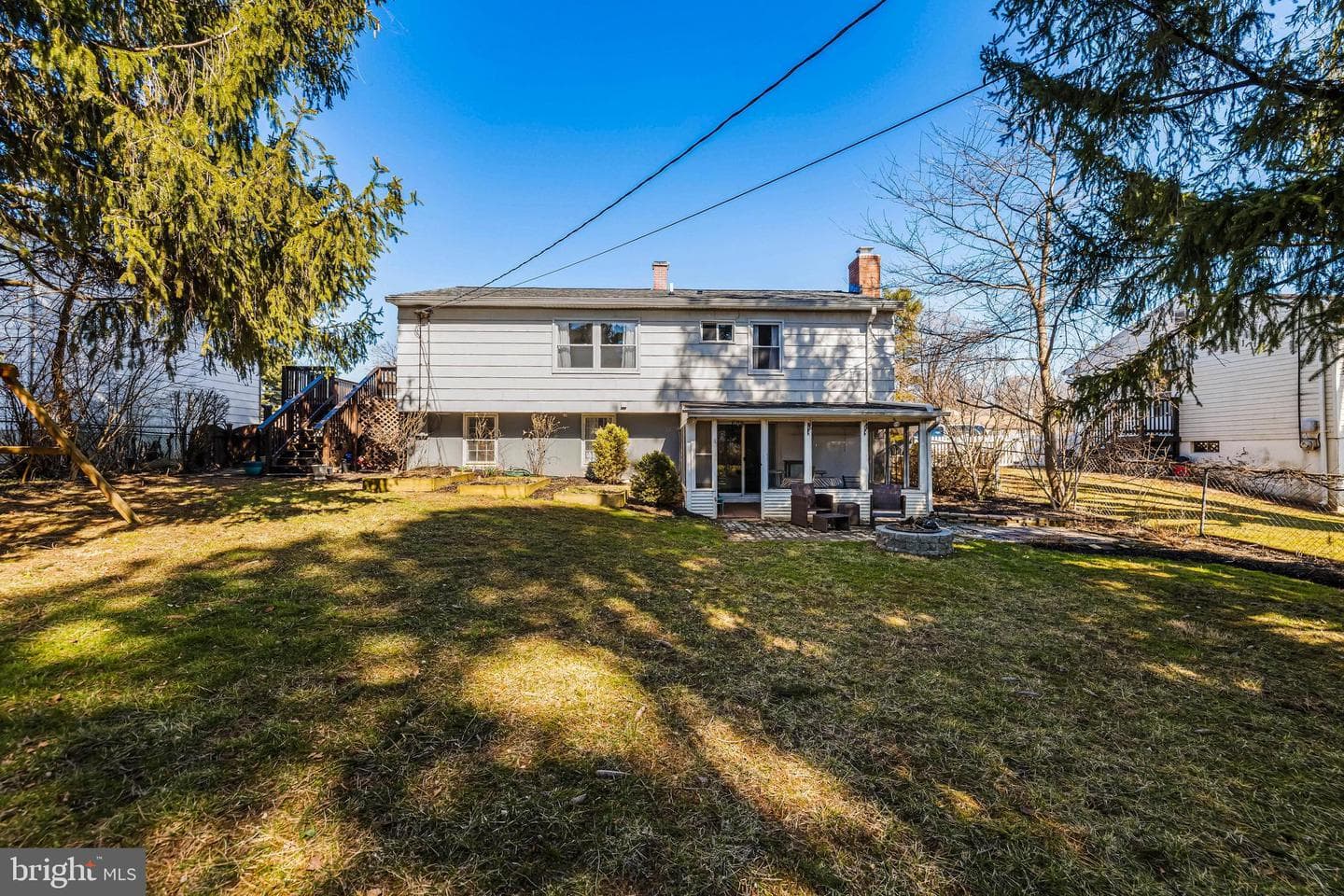 223 Bond Avenue photo 38