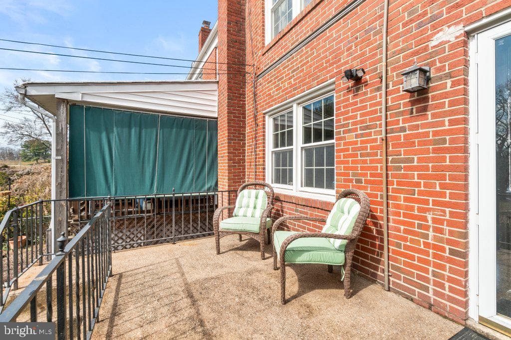 1551 Putty Hill Avenue photo 33