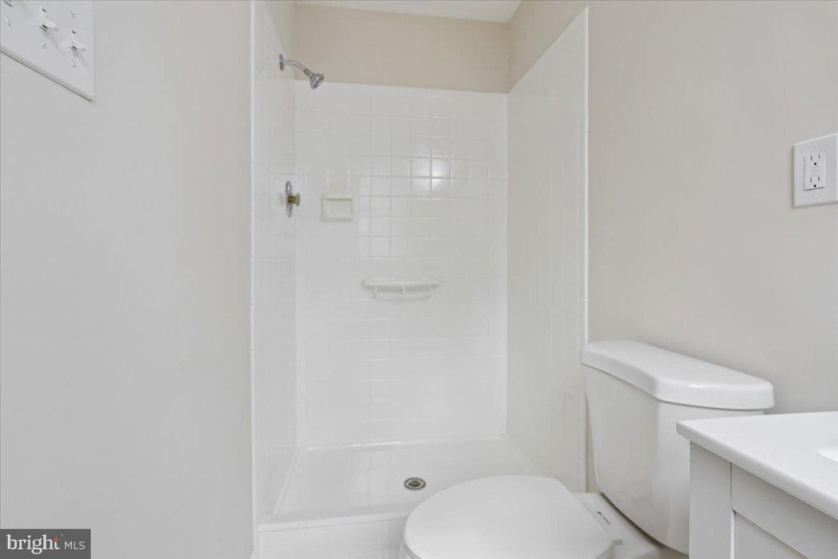 1603 Twin Maple photo 17