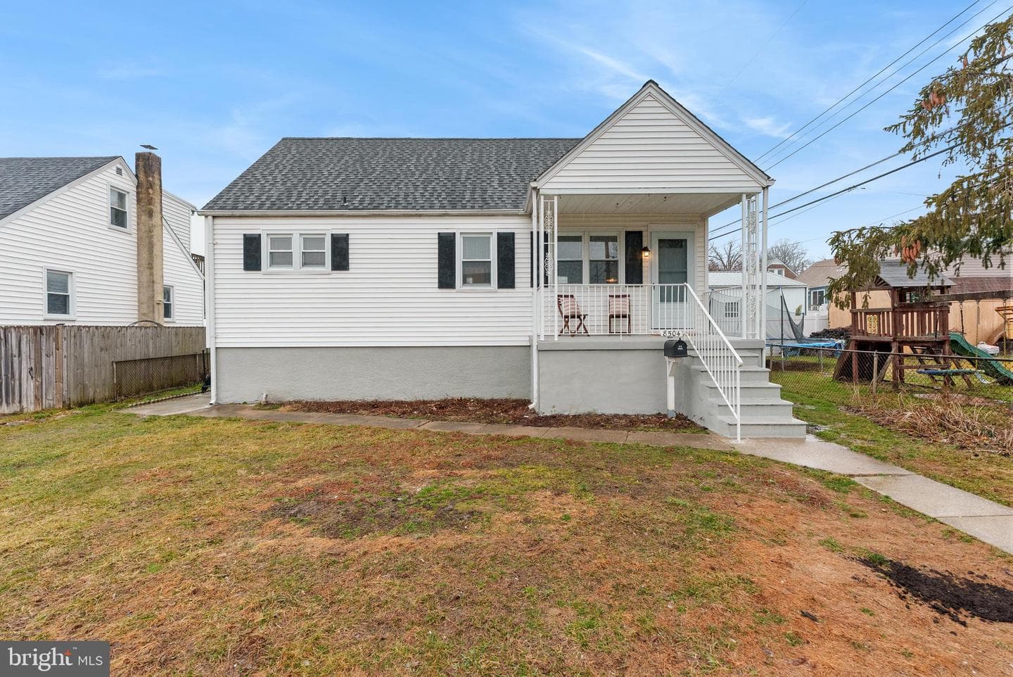 8504 James Avenue photo 1