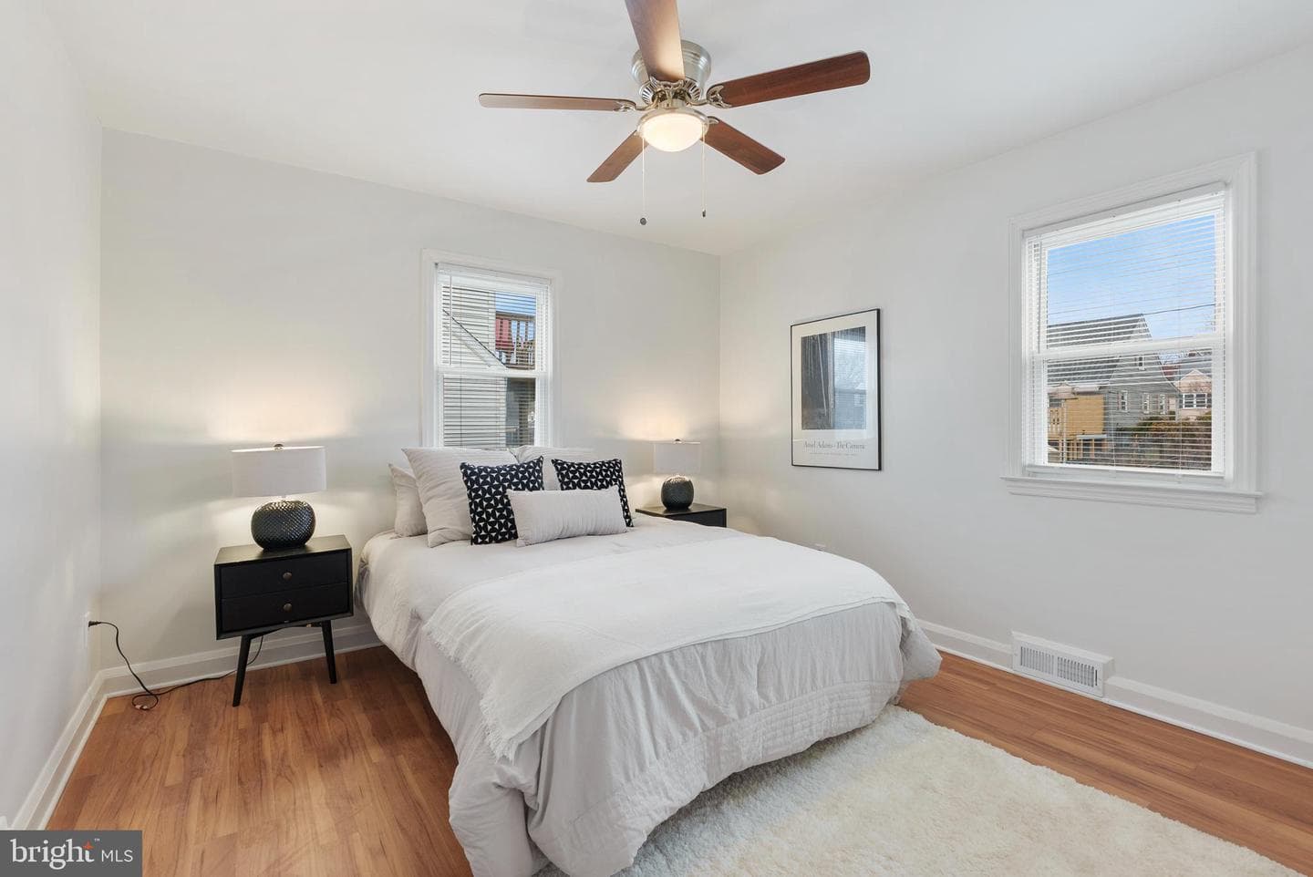 8504 James Avenue photo 14