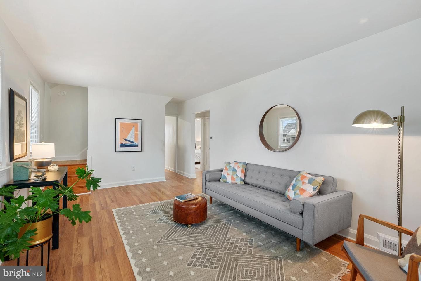 8504 James Avenue photo 8
