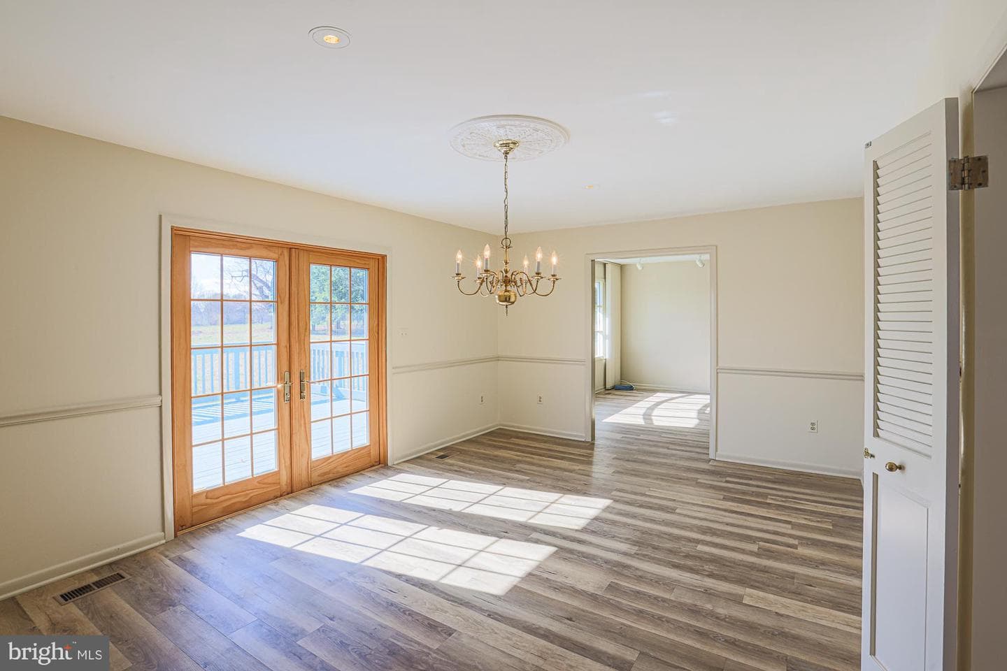 14005 Foxland Road photo 27