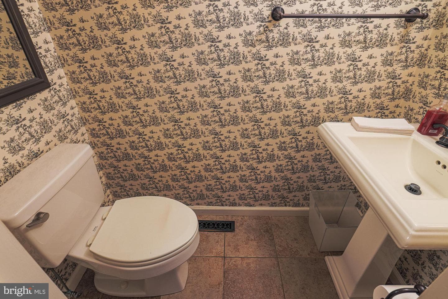 14005 Foxland Road photo 36