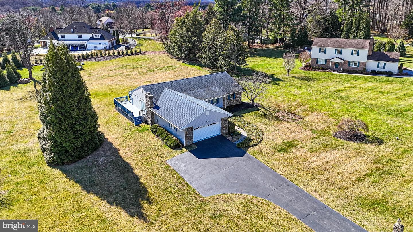 14005 Foxland Road photo 55