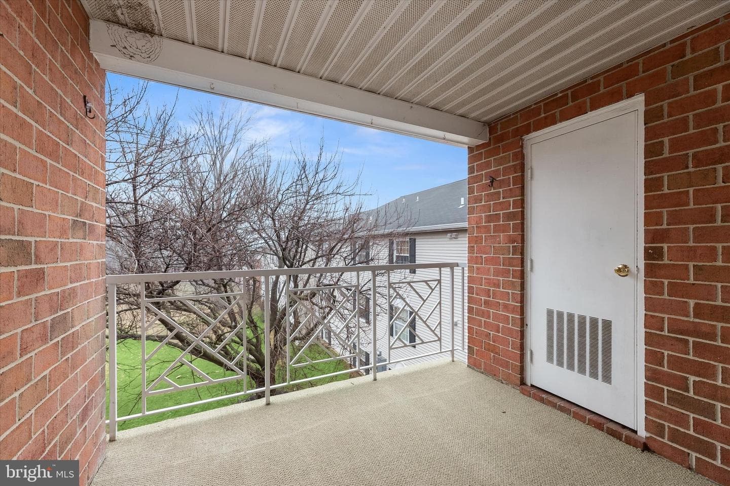 2 Elphin Court #302 photo 10
