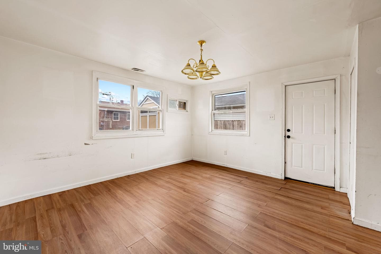 1318 Wilson Point Road photo 9