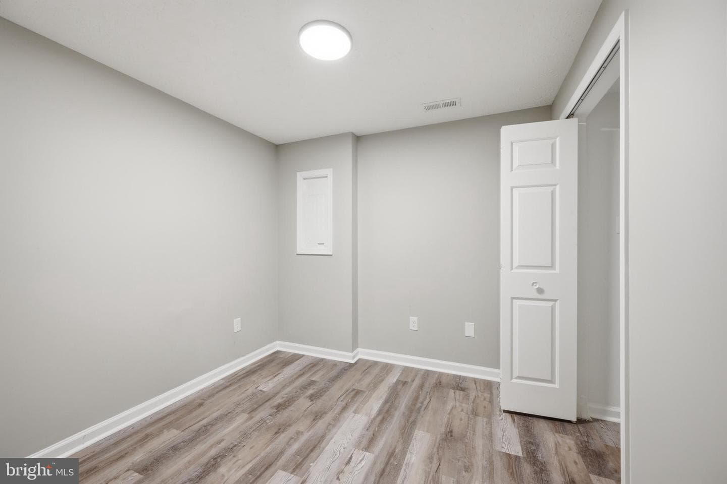 4989 Lockard Drive photo 25