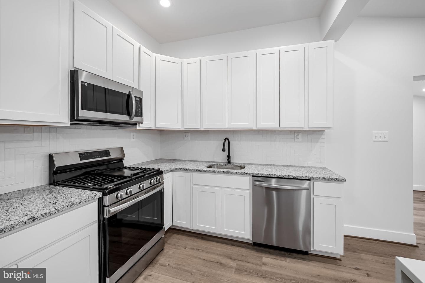 8407 Billson Road photo 14