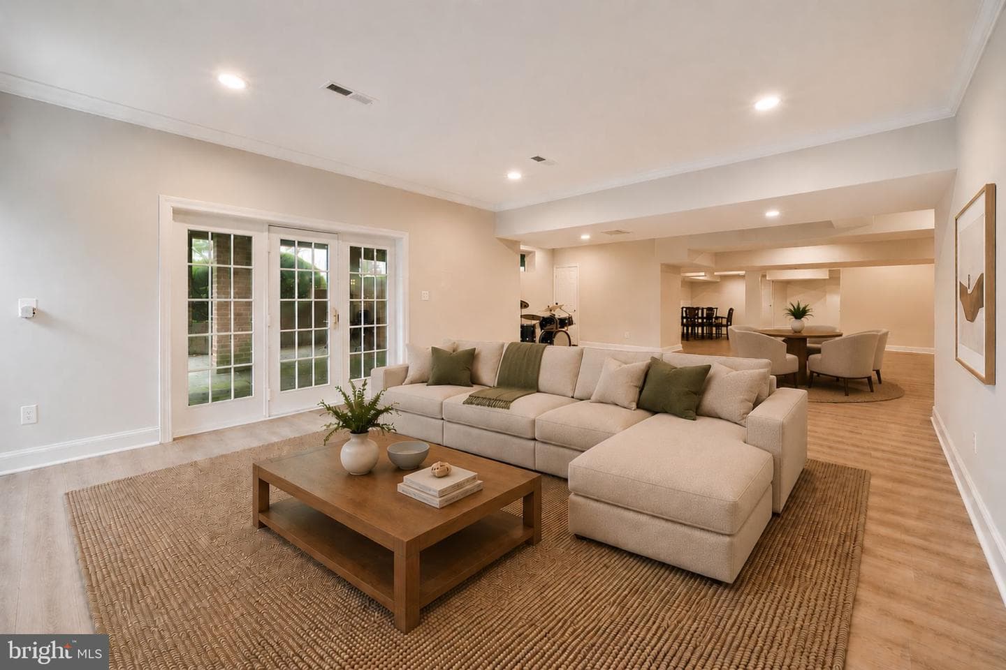 505 Pond View photo 43