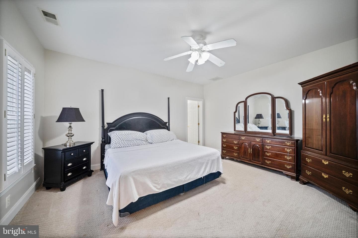 505 Pond View photo 92