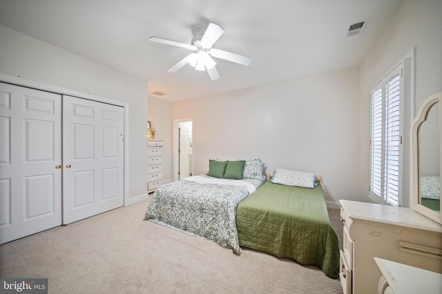 505 Pond View photo 95
